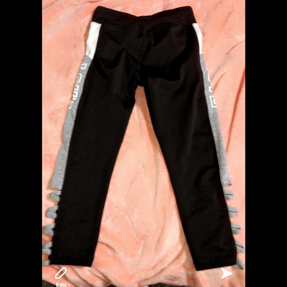 Athletic leggings